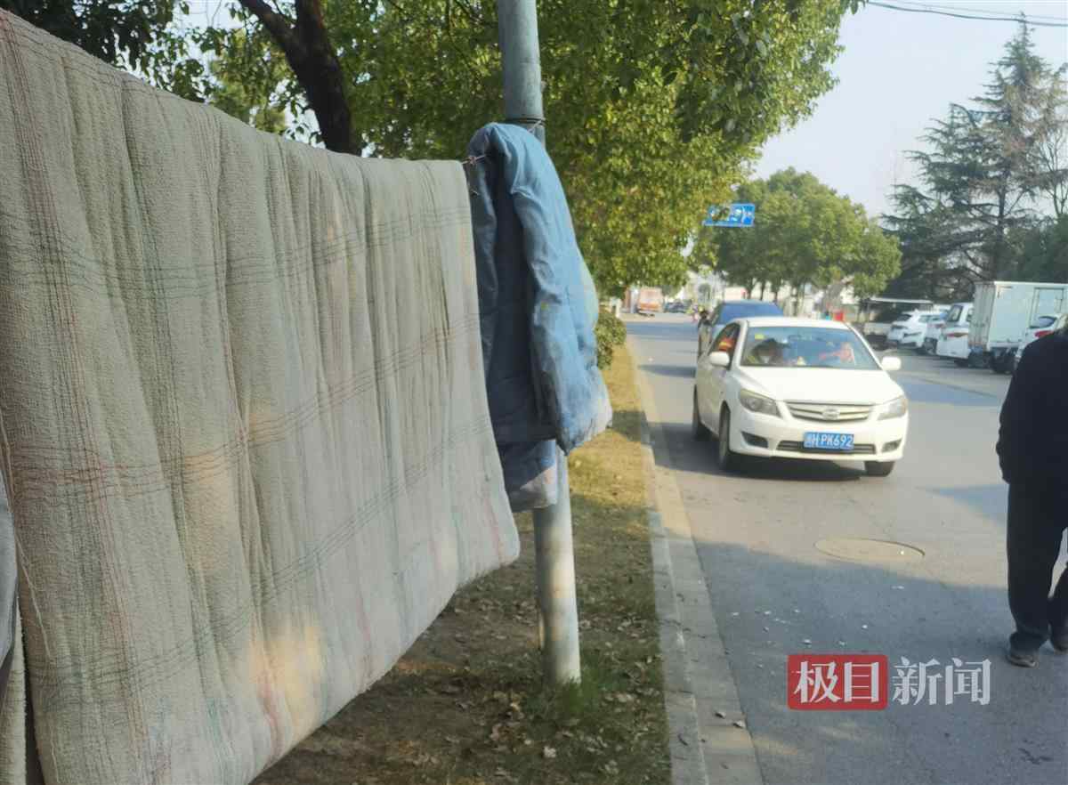 上海浦东新区一面馆着火 致2死(图4) 上海浦东新区一面馆着火 致2死(图4)