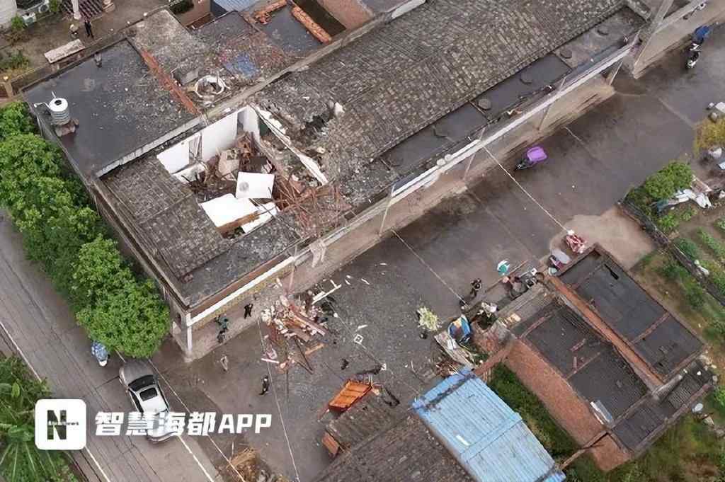 福州长乐一民房爆炸 致3伤(图5)